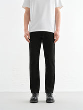 Men's Slim-Fit Solid Jeans